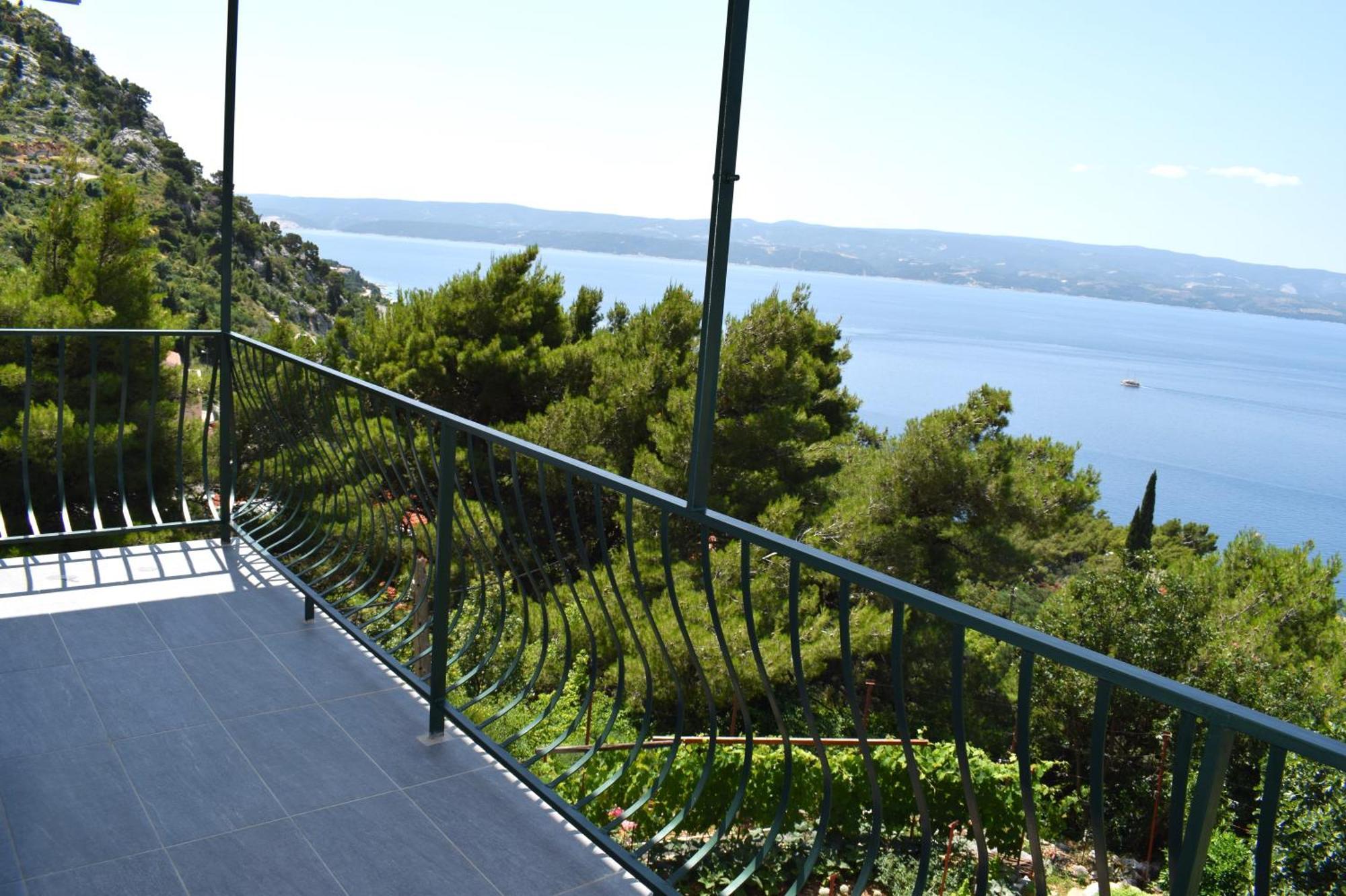 Apartman Oneum Omiš Екстериор снимка